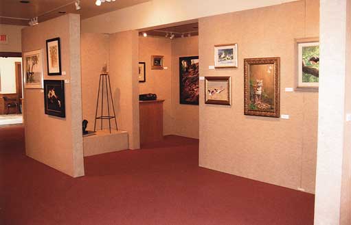 I thought that some of the visitors to my blog may be interested in seeing these photos of an art exhibition in Vermont.  The Art of the Animal Kingdom show is on right now - these are some photos of the exhibition (courtesy the Bennington center for the Arts ).
