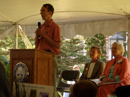 Joe Hautman giving a speech at the 2008 Federal Duck Stamp Homestate Celebration in Owatonna, MN.